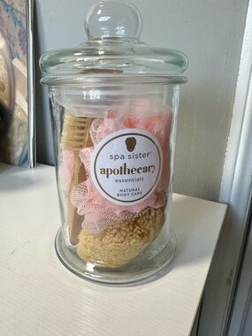 Spa Sister Apothecary Essentials Pink Bath Set – Gentle Exfoliation Kit